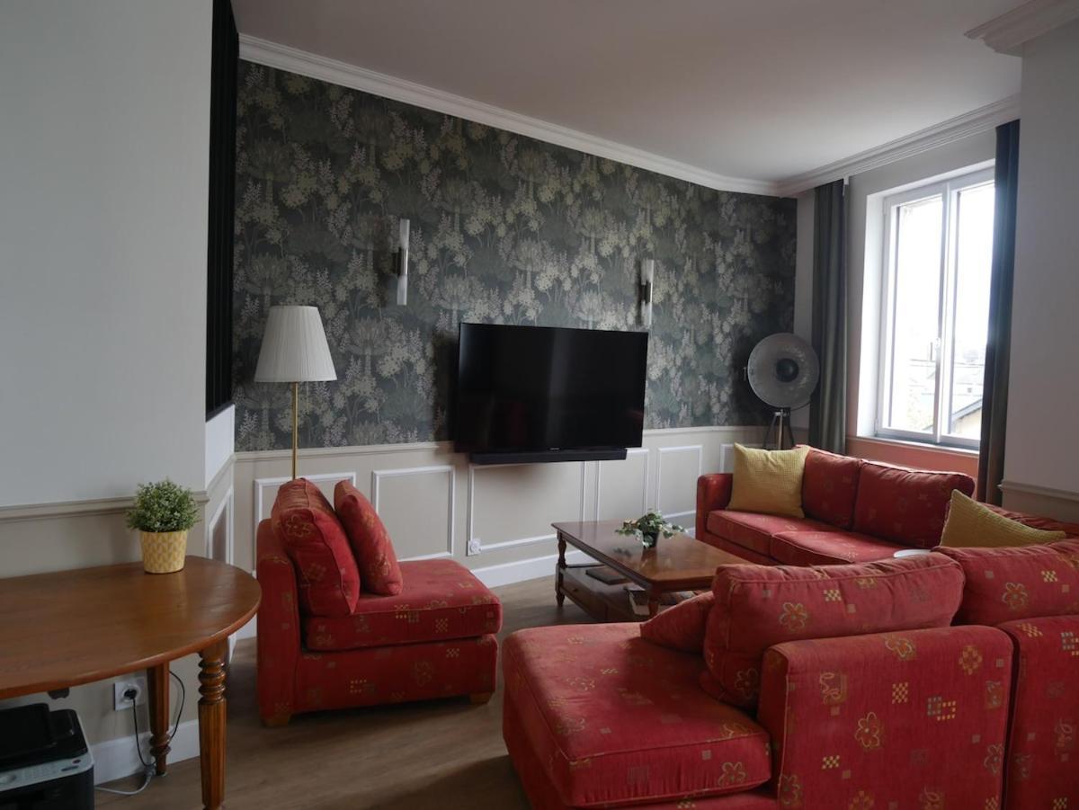 Ferienwohnung Le Familia Guer Exterior foto